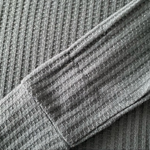 Chaser Dark Teal Thermal Top - Picture 10 of 11